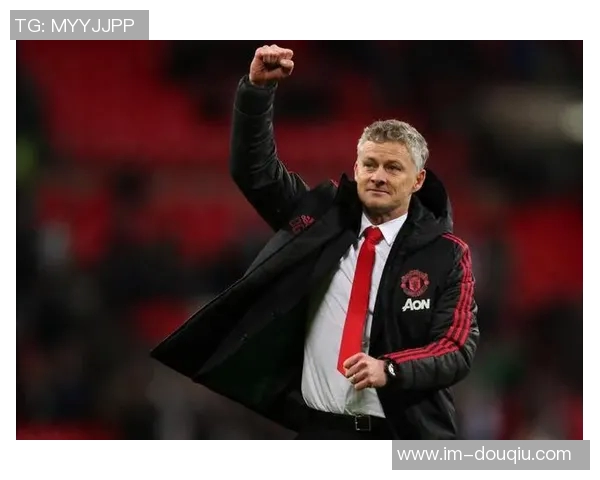 曼联对索帅回归舆论反响强烈近四年仅有一次执教经历引发争议